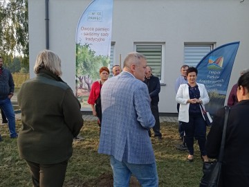 Kolejny sad tradycyjny w PKWŁ, Świetlica wiejska gm. Brzeziny 2.10.2021r. fot. KR.Sosnowska, 